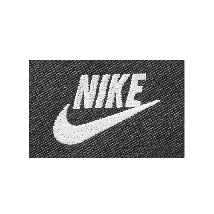  work clothes with its logo
